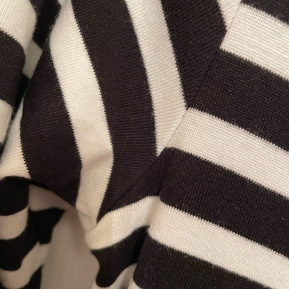 Gap dress black and white strip size medium - Picture 6 of 8